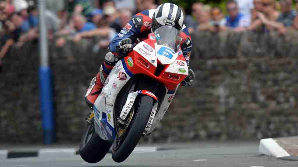 Michael Dunlop to target 130mph lap at IOMTT Supersport