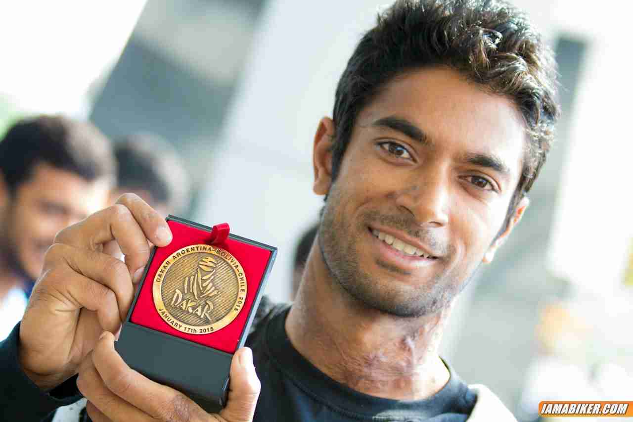 CS Santosh with Dakar medal