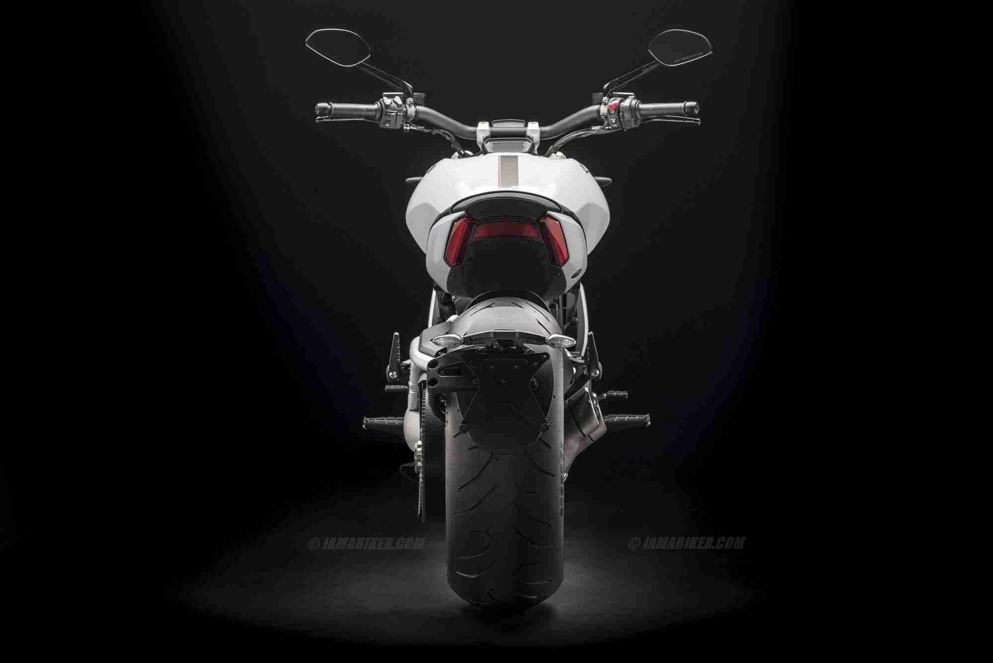 xdiavel white