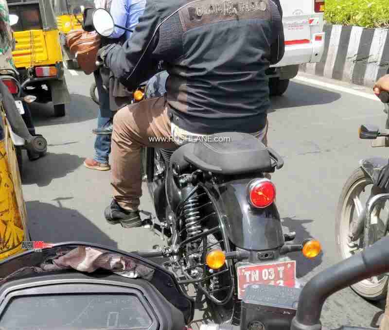 New Royal Enfield Thunderbird X spy shot