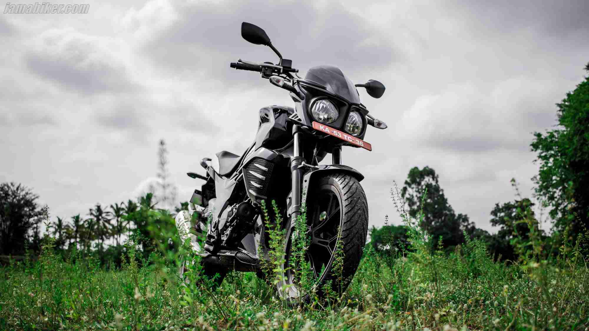 Mahindra Mojo 300 ABS HD wallpapers | IAMABIKER - Everything Motorcycle! Mahindra Mojo 300 ABS HD wallpapers | IAMABIKER - Everything Motorcycle!