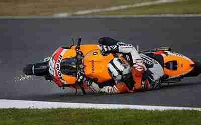 Dani Pedrosa crash Repsol Honda