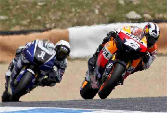 Lorenzo vs Pedrosa Lorenzo vs Pedrosa