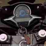 Honda CBR 250R review 08