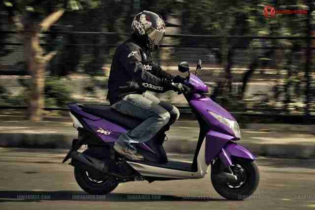 Honda dio girls shop