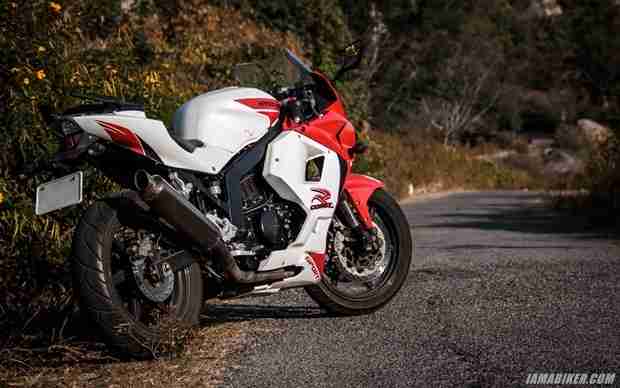 Hyosung GT250R Comet wallpaper - 02