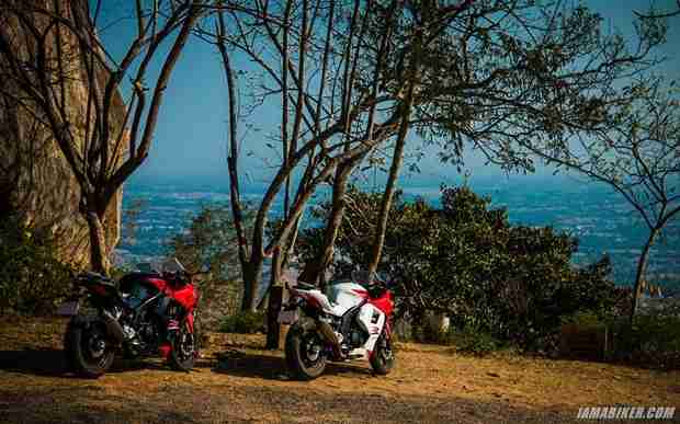 Hyosung GT250R Comet wallpaper - 05