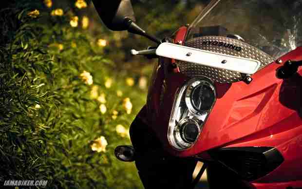 Hyosung GT250R Comet wallpaper - 06