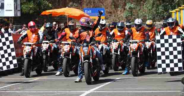 ktm orange day mumbai