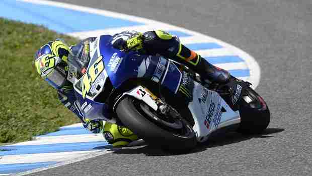 valentino rossi yamaha testing jerez