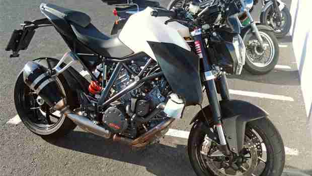 KTM 1290 Super Duke near production version spotted