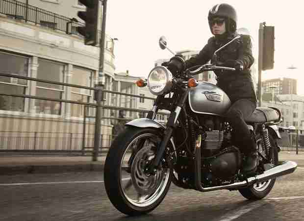 Triumph Motorcycles Classic range updated for 2014 | IAMABIKER ...