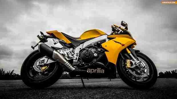 Aprilia RSV4 wallpapers - 03