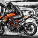 KTM 1290 Super Duke R – 15