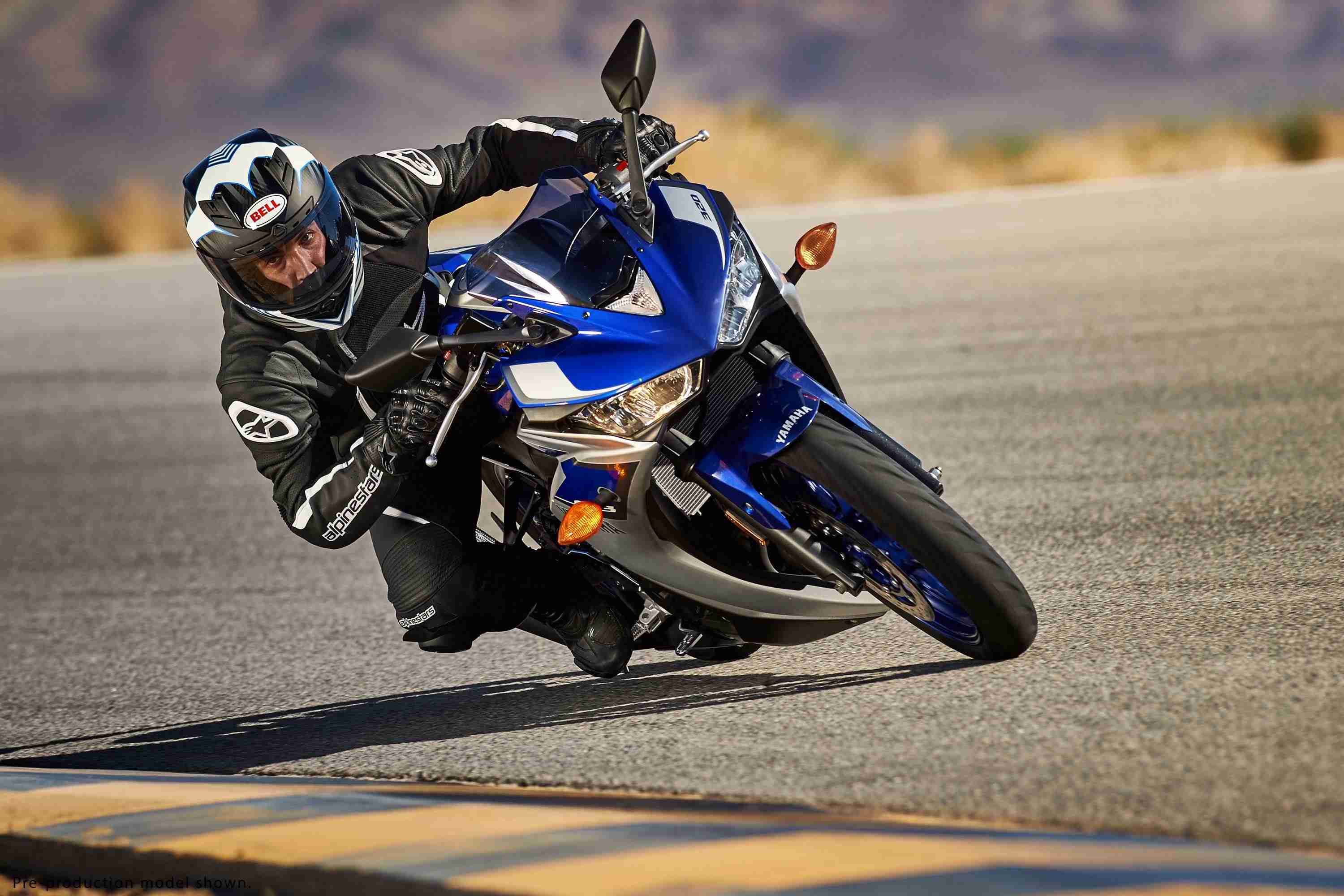 Yamaha YZF r3 2015