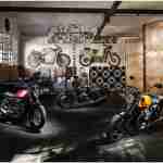 2015 Moto Guzzi V7 II garage shot