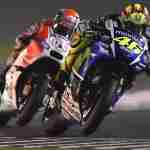 Valentino Rossi Andrea Dovizioso battle MotoGP Qatar 2015