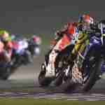 Valentino Rossi Andrea Dovizioso last lap battle MotoGP Qatar 2015