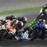Valentino Rossi battle Movistar Yamaha MotoGP Qatar 2015