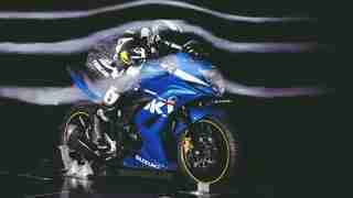 Suzuki Gixxer SF wind tunnel testing