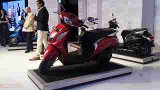 Yamaha Fascino red colour option