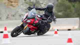 2015 BMW S1000XR dynamic traction control