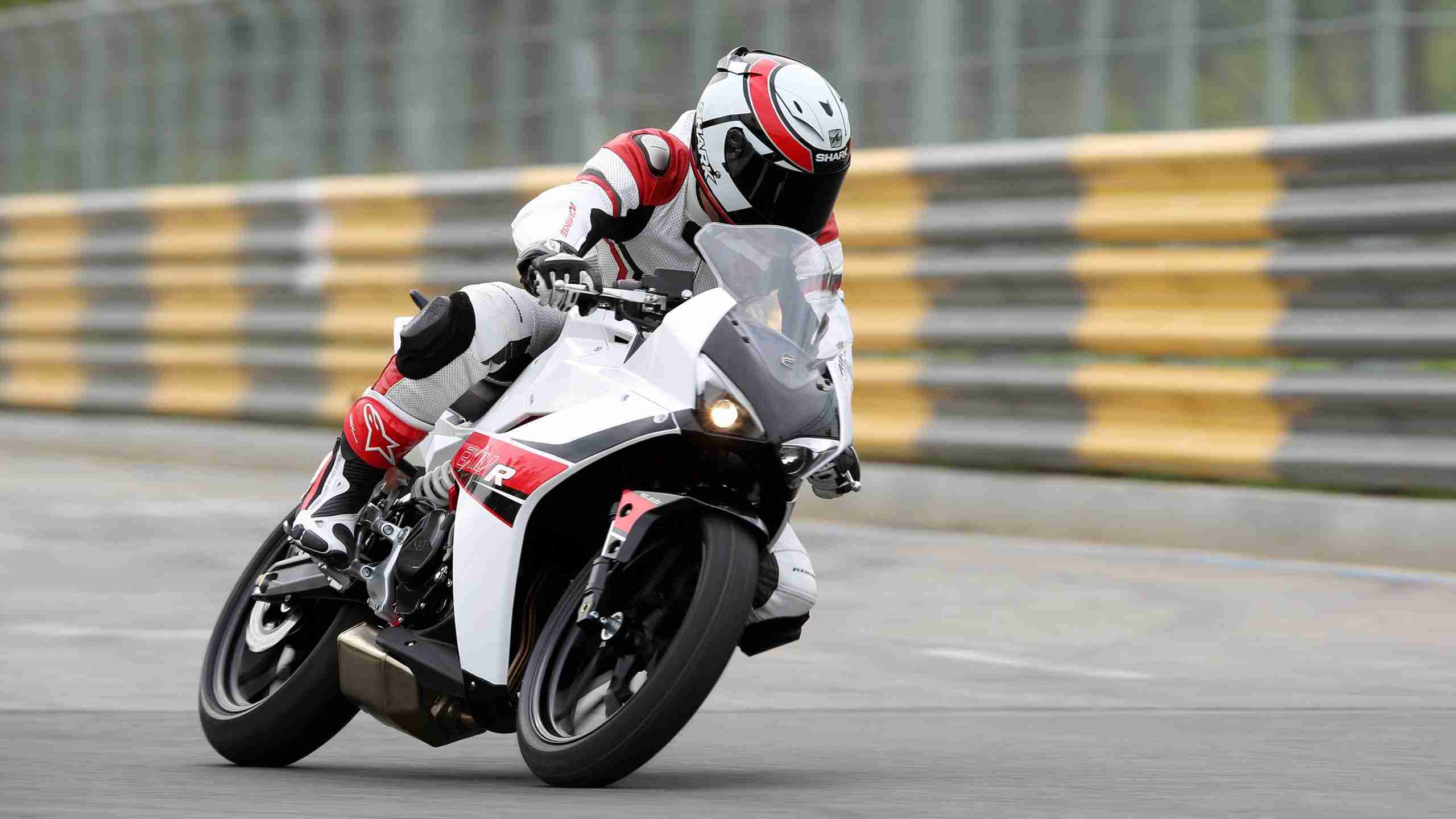 Hyosung GD250R India