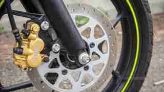 Suzuki Gixxer SF images – front disc