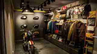 Royal Enfield UK gear display