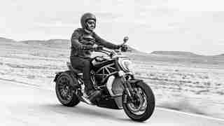 2016 Ducati XDIAVEL S action