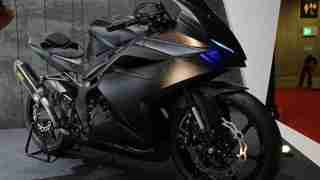 Honda CBR 250RR right view