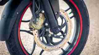 Pulsar AS 200 front tyre