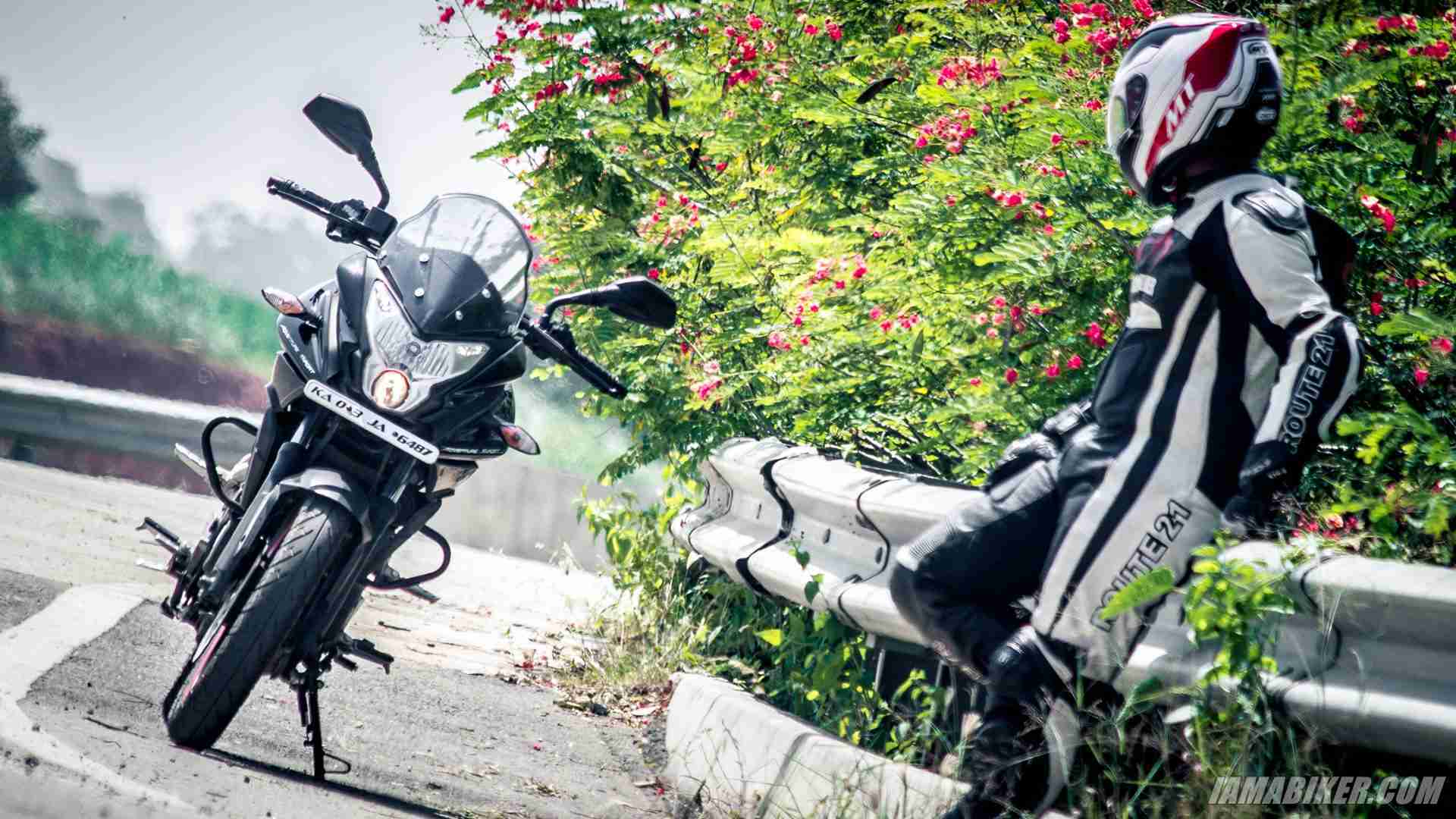 Pulsar AS 200 review