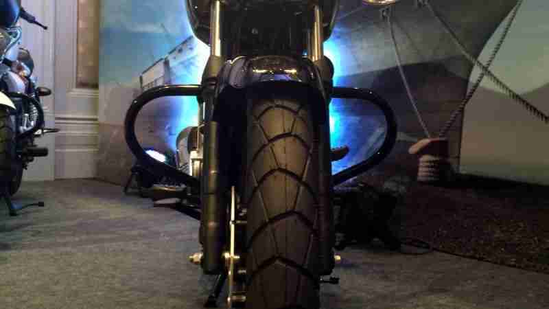 bajaj v15 seat