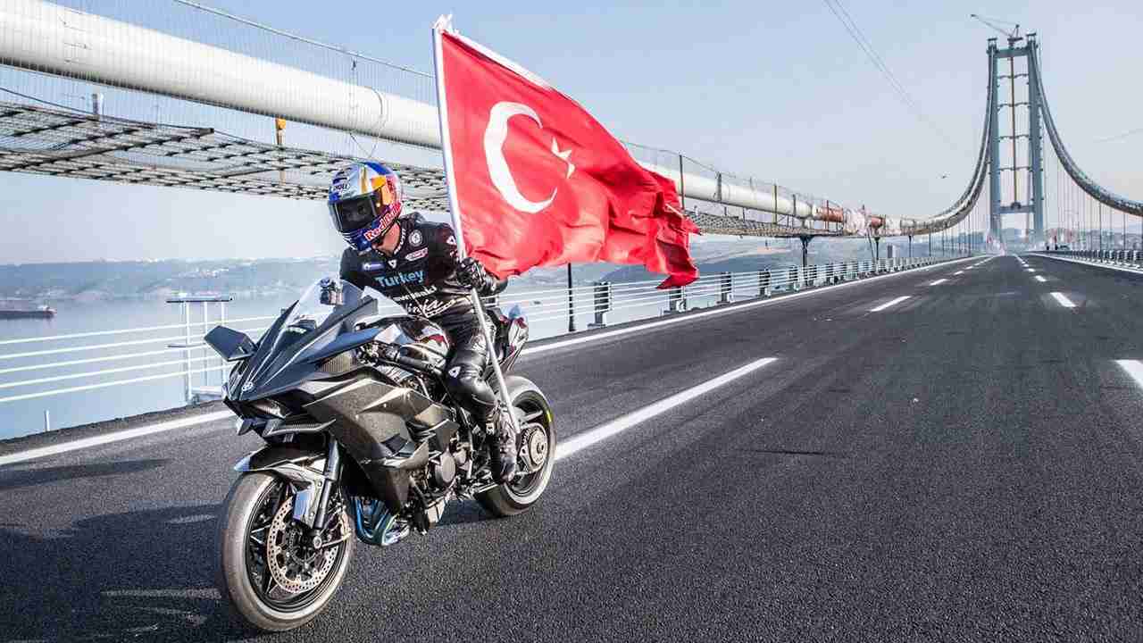 Kawasaki Ninja H2R 400 kmph