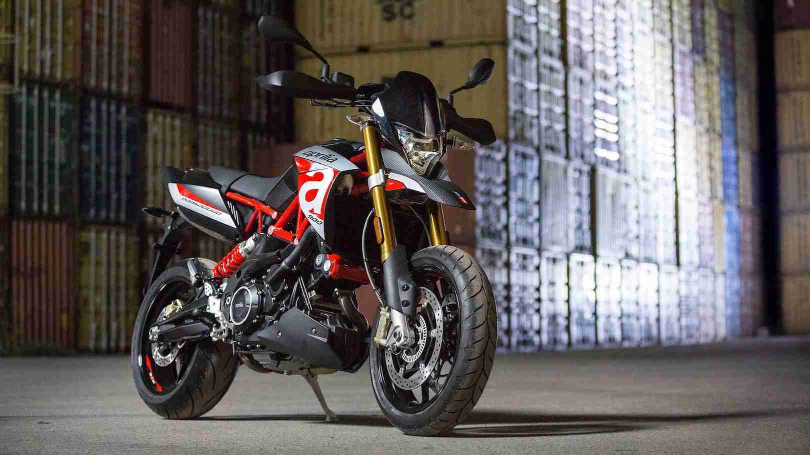 2017 Aprilia Dorsoduro 900 India