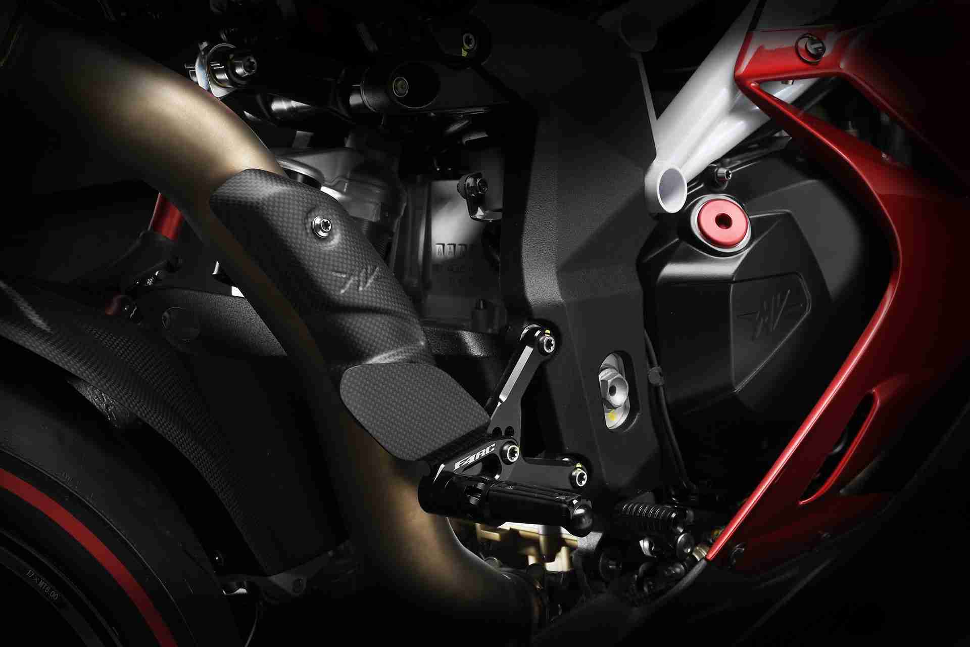 MV Agusta Husqvarna 570