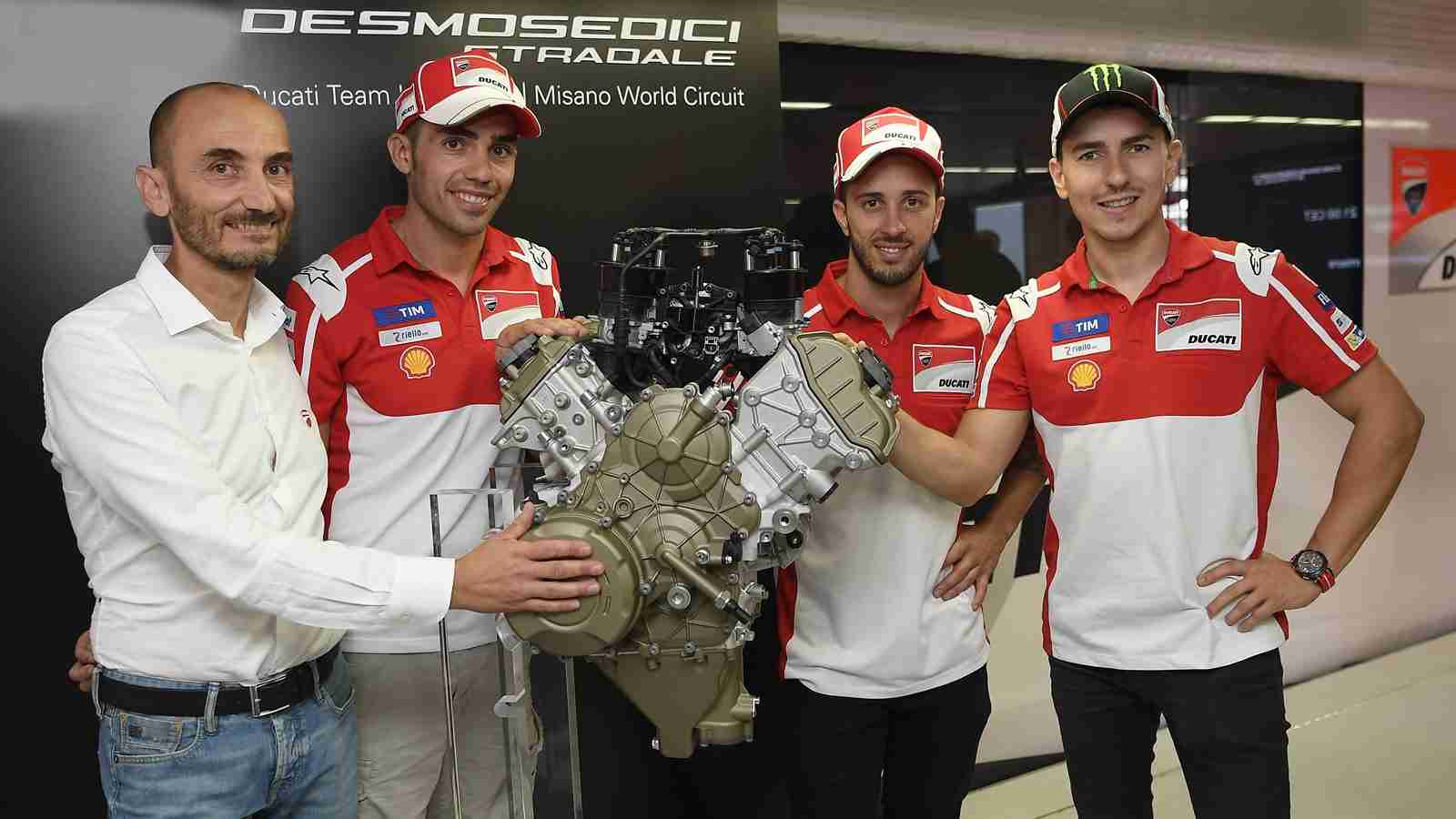 Unveiling Desmosedici Stradale V4 engine