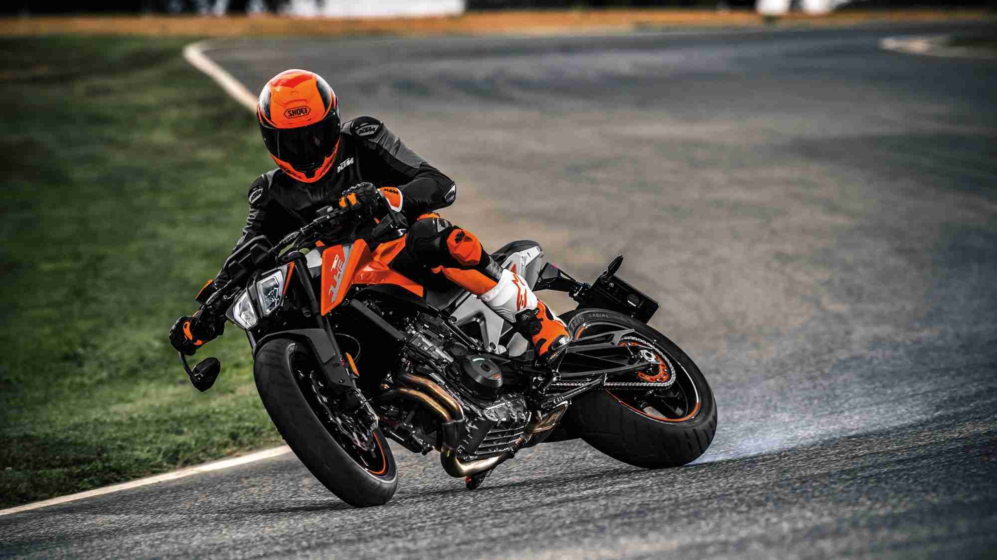2018 KTM 790 Duke images