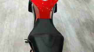 Aprilia Tuono 150 seat top view