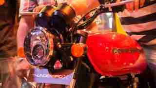 Thunderbird 350X headlight and tank