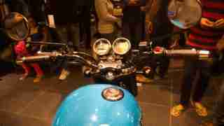 Thunderbird 500X tank and handlebar