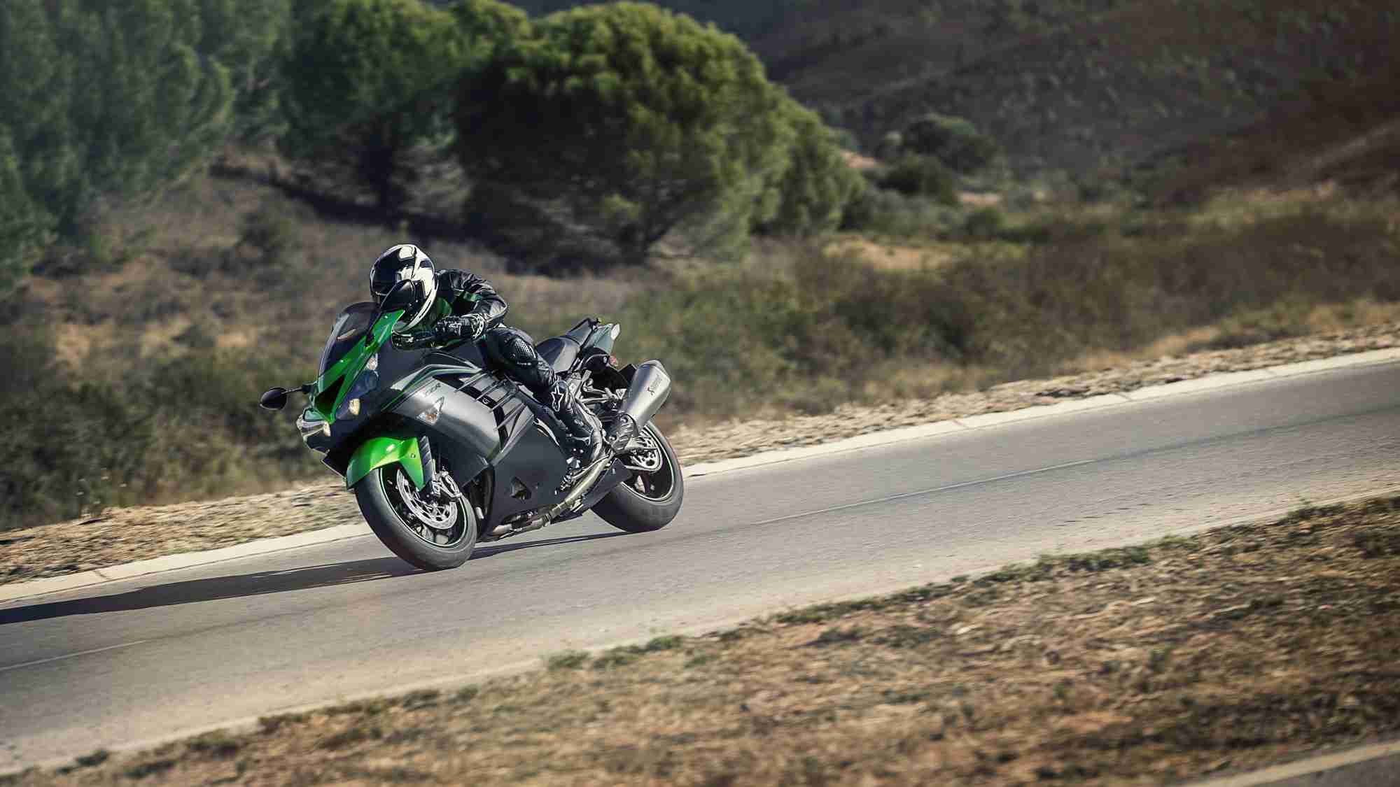 Kawasaki zzr1400 Wallpapers