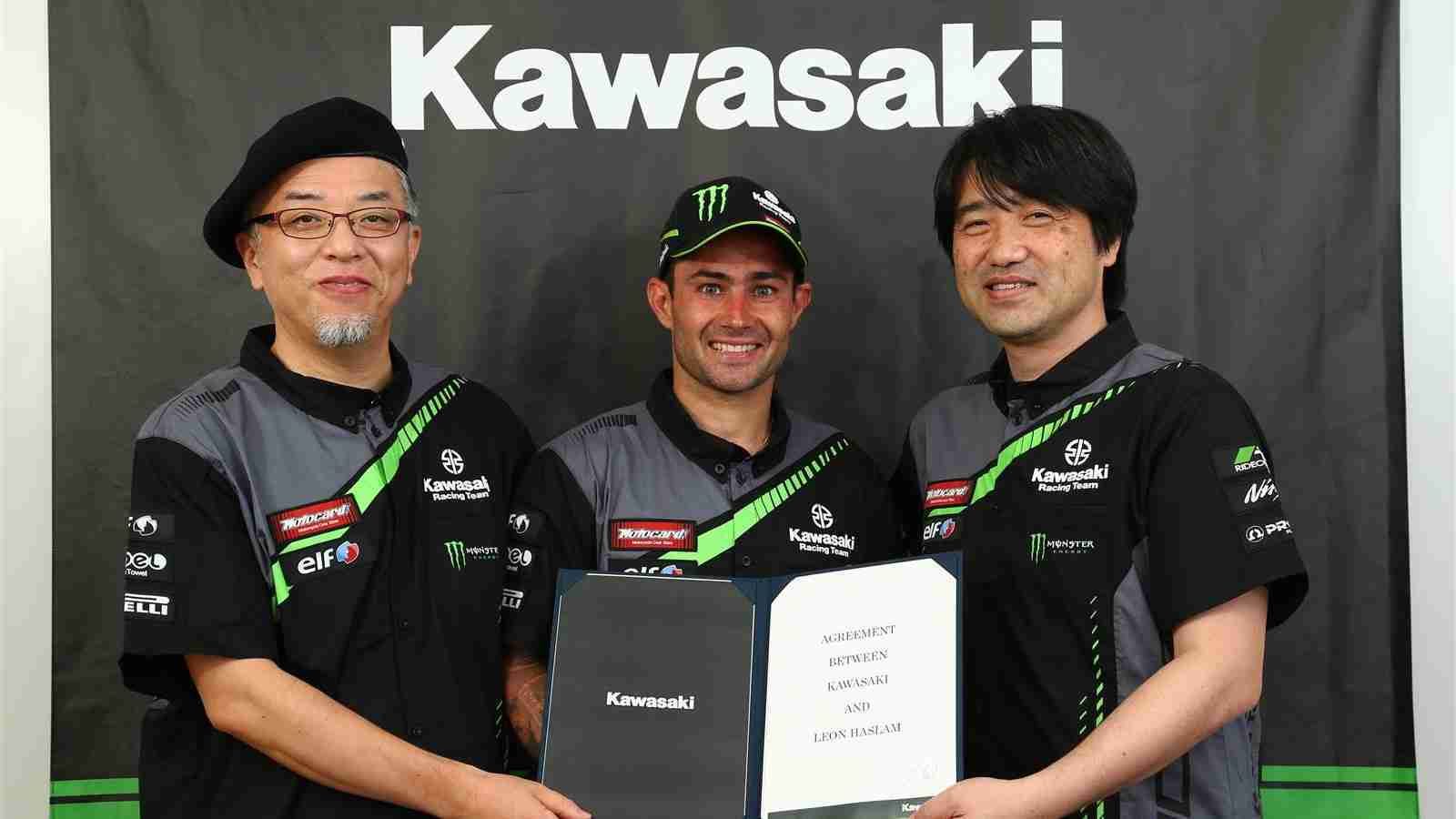 Leon Haslam signs with KRT for 2019 WSBK season