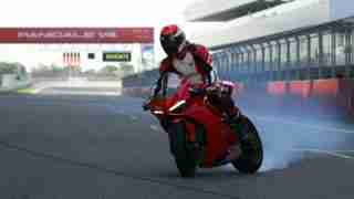 Alessandro Valia Ducati DRE-Track Days India