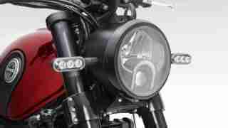 Benelli Leoncino 500 India headlight
