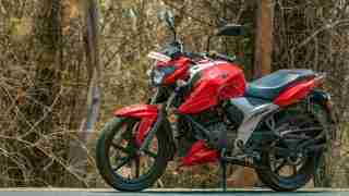 TVS Apache RTR 160 4V HD wallpapers
