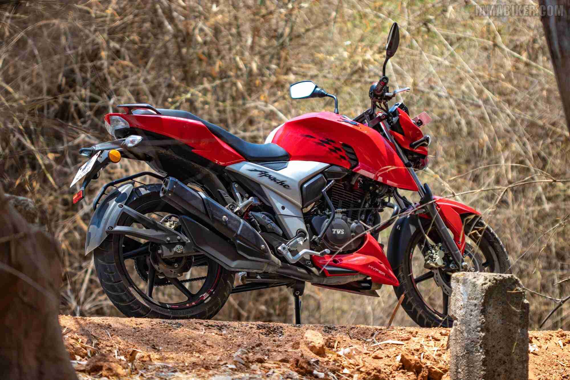 Tvs Apache Rtr 160 4v Hd Wallpapers Iamabiker Everything Motorcycle