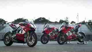 Ducati Panigale V4 25° Anniversario 916 limited edition