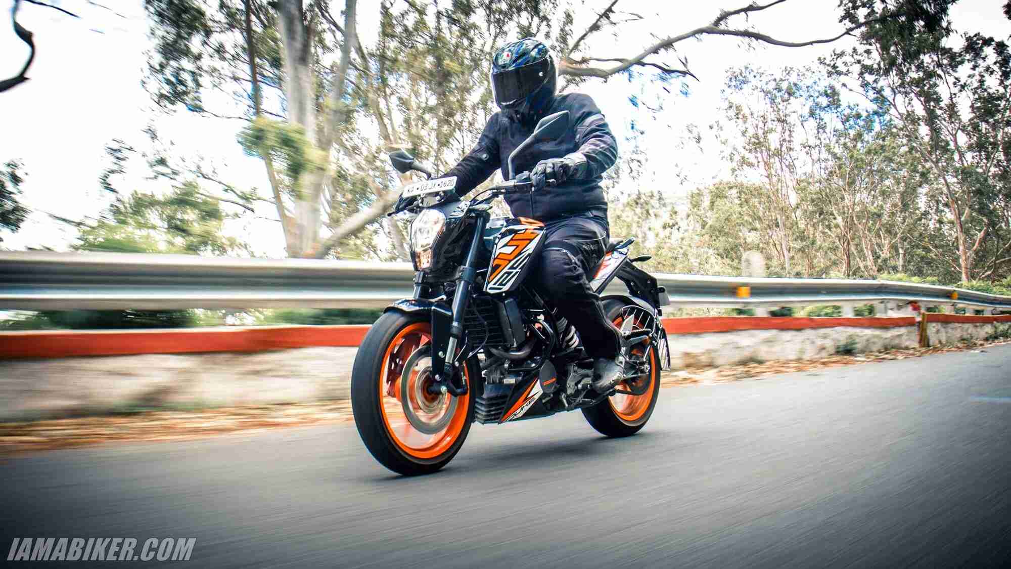 KTM Duke 125 review